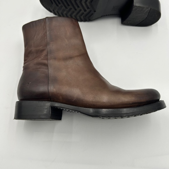 Frye Veronica Inside Zip Distressed Leather Booties Size 8.5. - Picture 13 of 16
